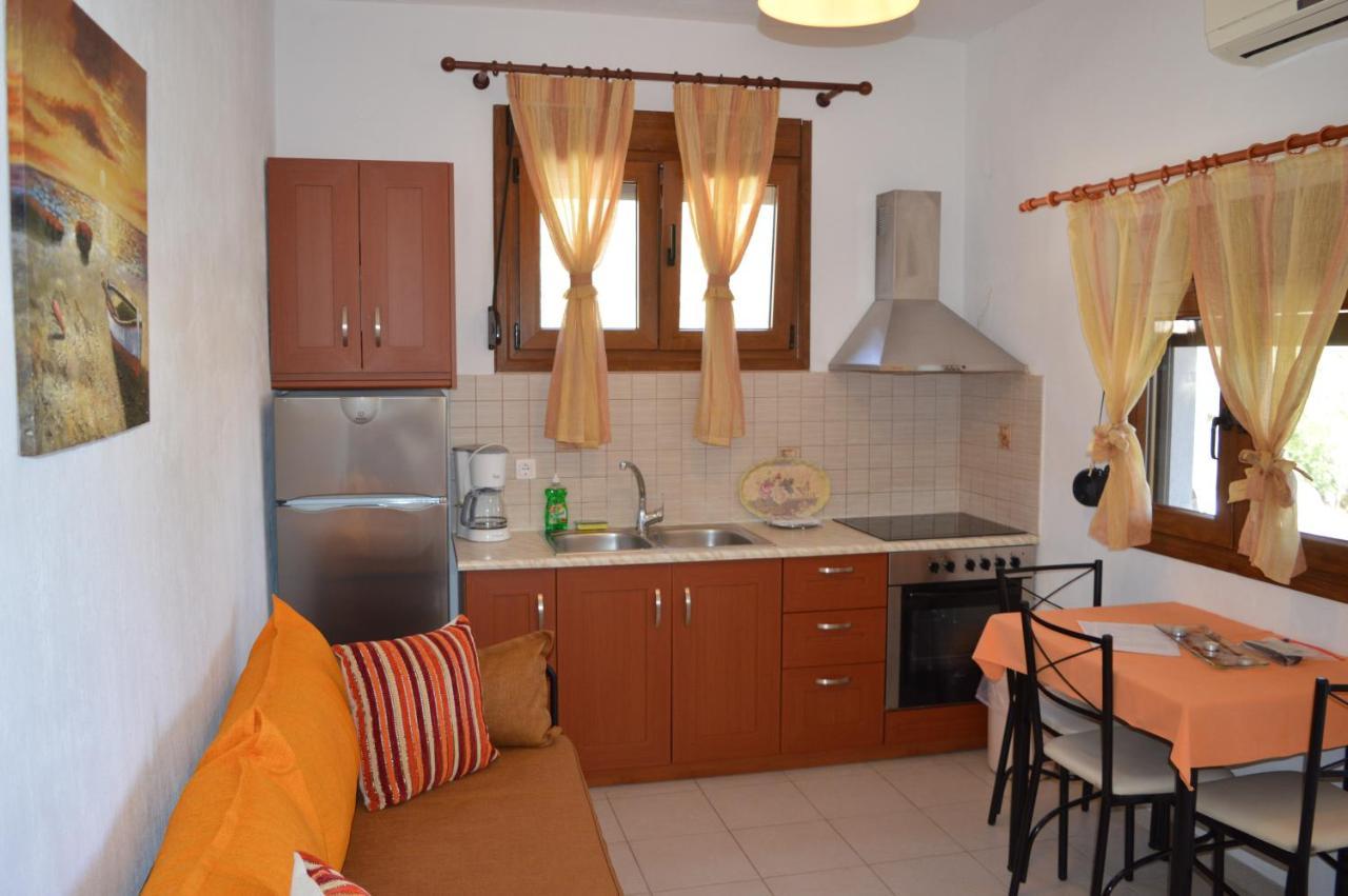 Remvi Apartments Скопелос Экстерьер фото