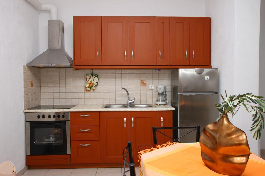 Remvi Apartments Скопелос Экстерьер фото